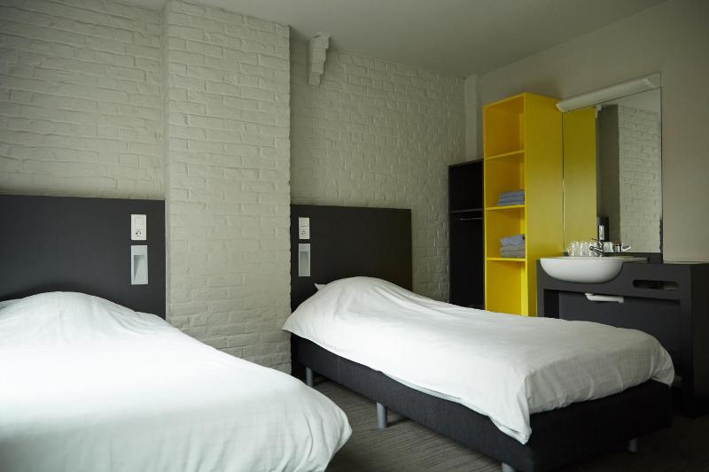 Two-Bedroom Apartment image 4