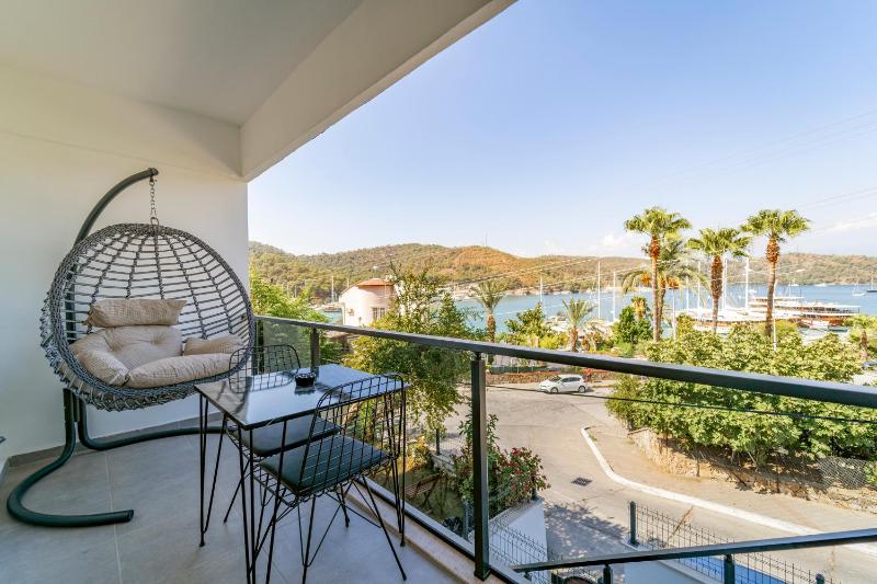Nakas Suites - image 23