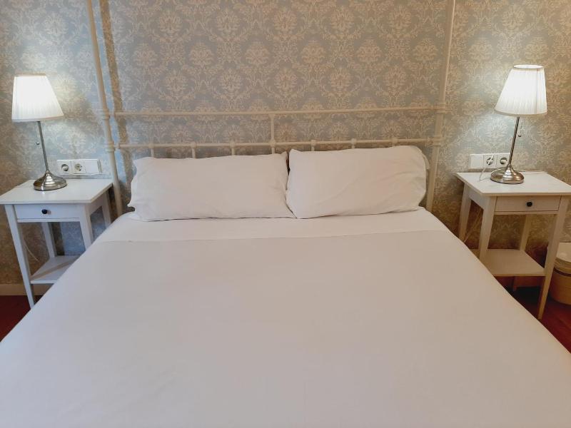 Lumine Luxury Suites by gaiarooms - image 15