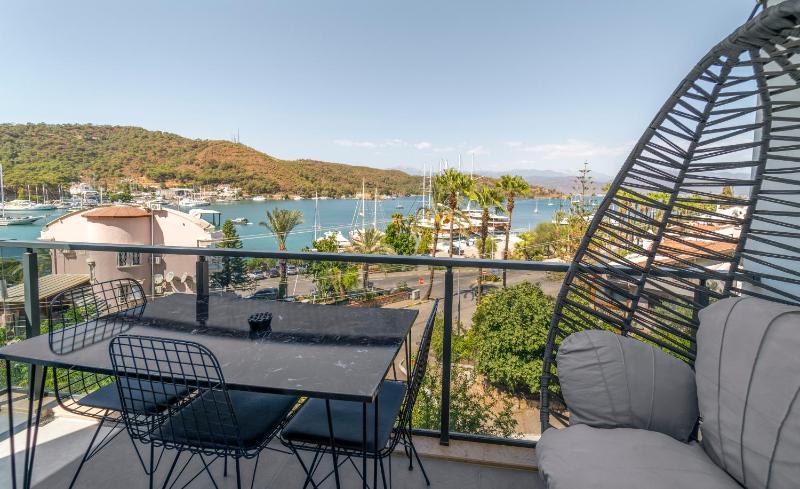 Nakas Suites - image 12