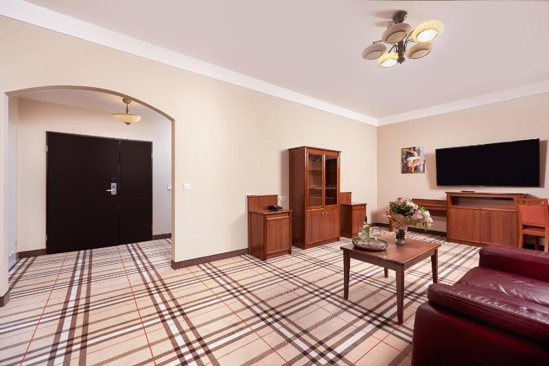 Apartment with Terrace image 4