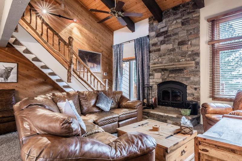 Mammoth Creek Townhome # 40 Updated 2 bedrooms and Loft 2 and half bath Steps to free town shuttle stop - image 37