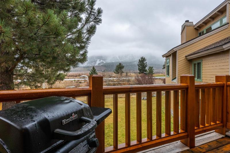 Mammoth Creek Townhome # 40 Updated 2 bedrooms and Loft 2 and half bath Steps to free town shuttle stop - image 12