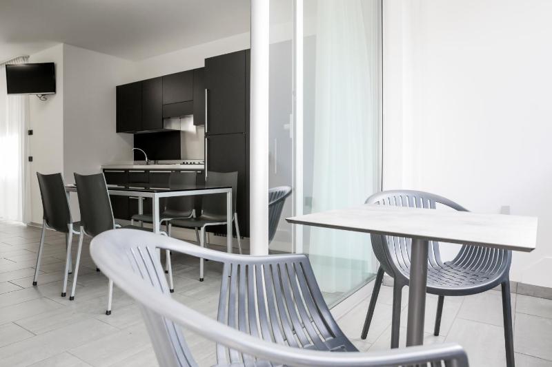 Standard Apartment image 3