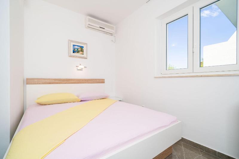 Apartment and Rooms Mato - image 20