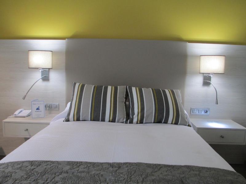 Single Room image 4