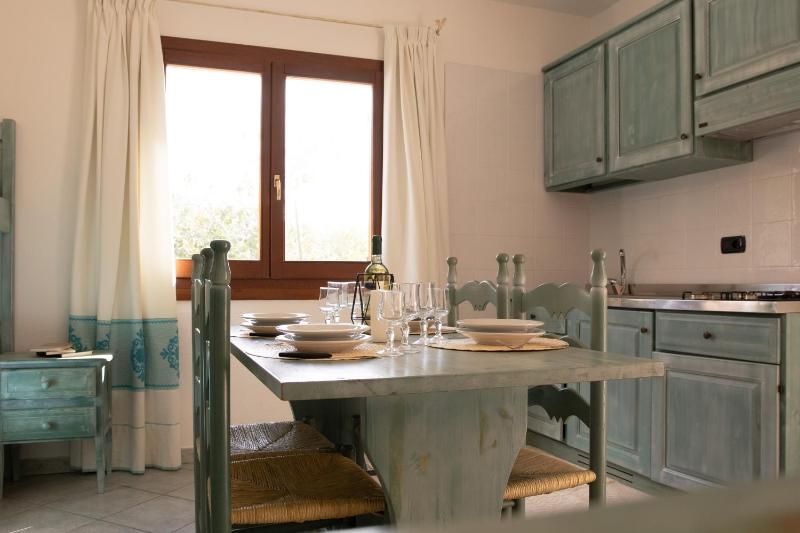 One-Bedroom Apartment image 4