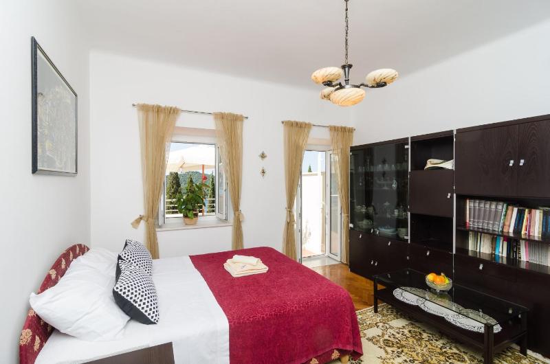 Apartments Davor - Two Bedroom Apartment with Sea View and Terrace - image 10