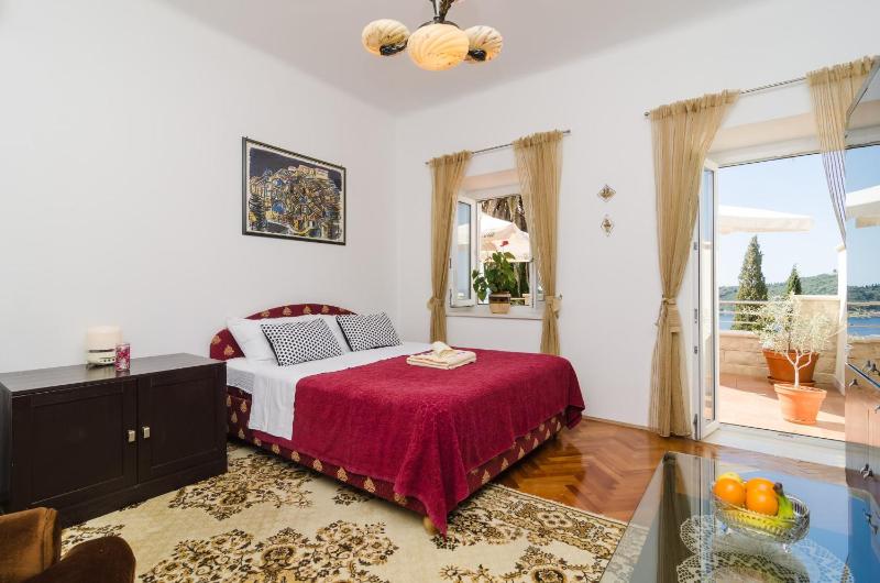 Apartments Davor - Two Bedroom Apartment with Sea View and Terrace - image 11