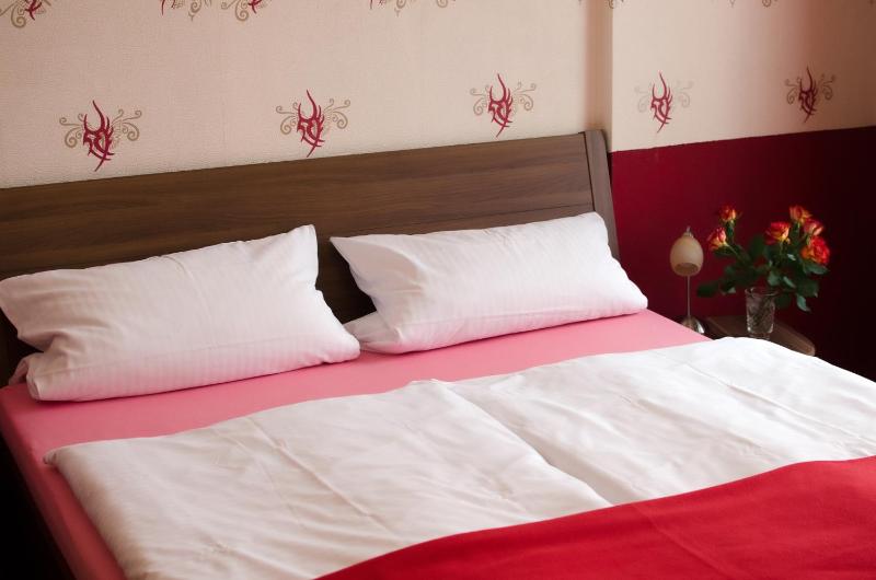 Double Room with Balcony image 4