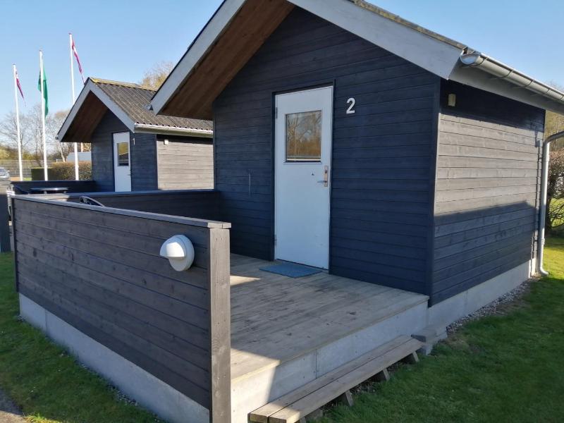 Cottage with Shared Bathroom image 2