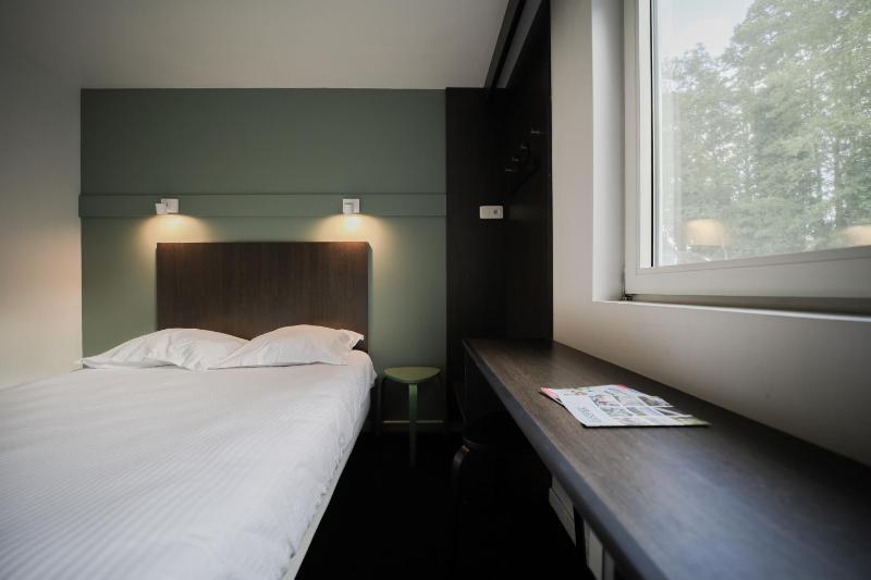 Standard Double Room image 1