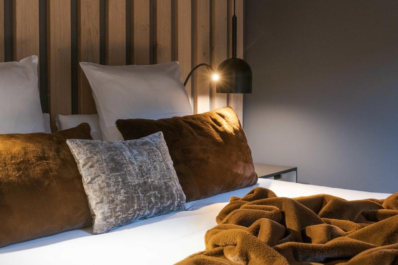 Superior Double or Twin Room with Mountain View image 1