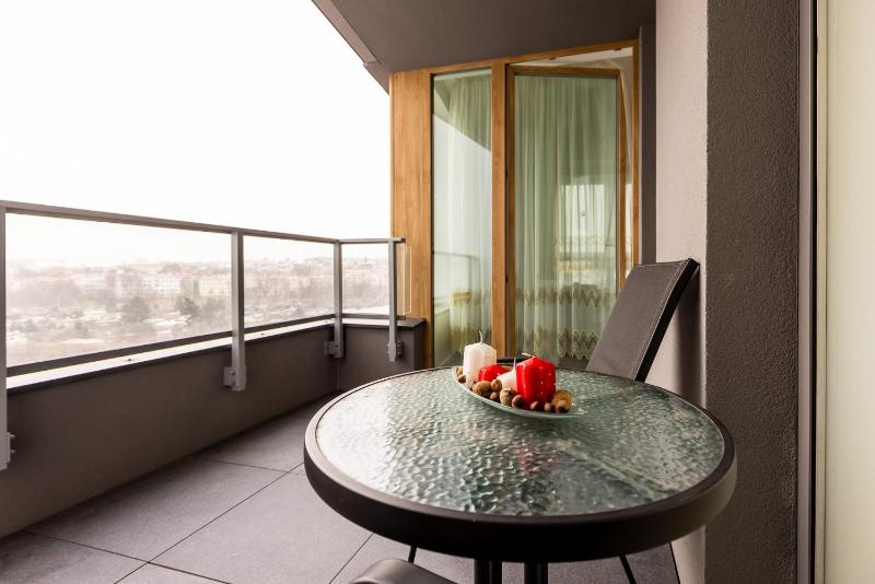 Symphony Modern Tower Apartamenty by INA - image 6