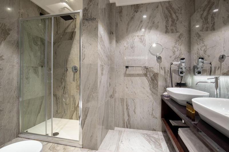 Prestige 1- 4 image 3