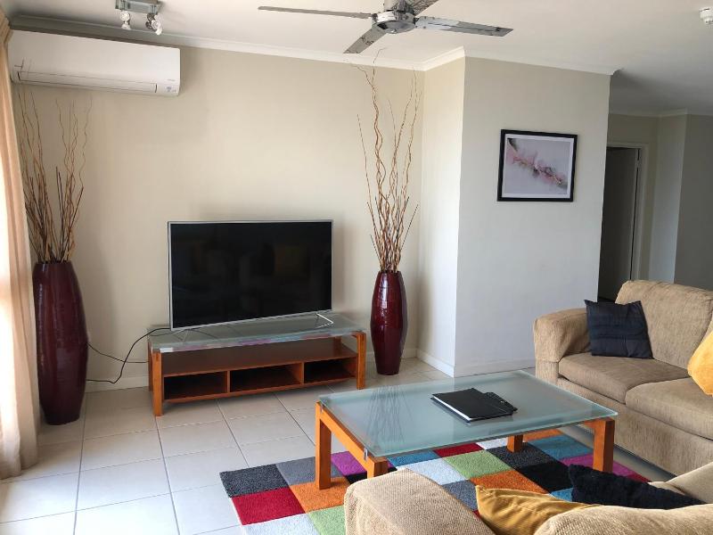 Coral Towers Holiday Suites - image 9