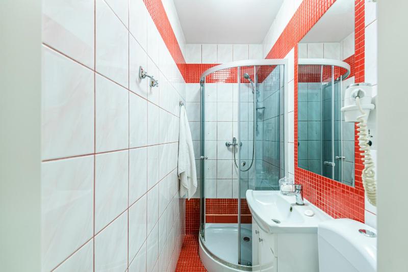 Triple Room image 2