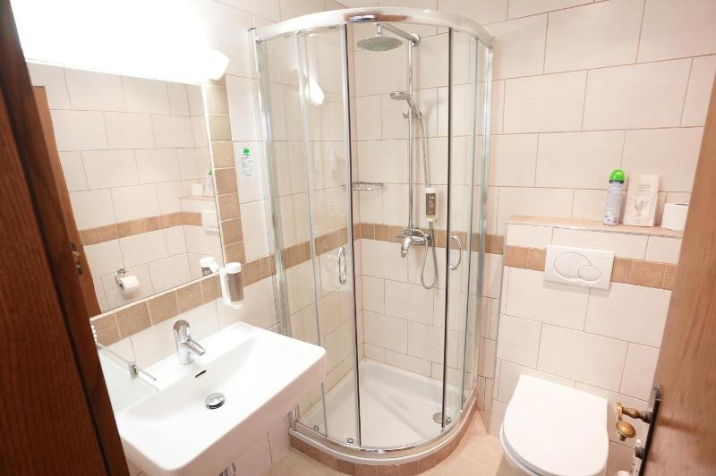 Double Room with Garden View image 2