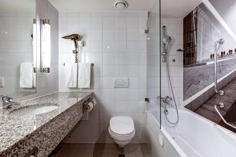 Superior Room with Airport View image 3