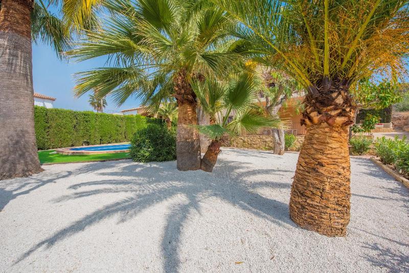 Villa Fustera - PlusHolidays - image 4