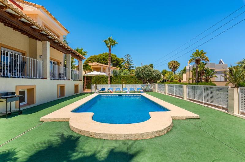 Villa Dorada - PlusHolidays - image 9
