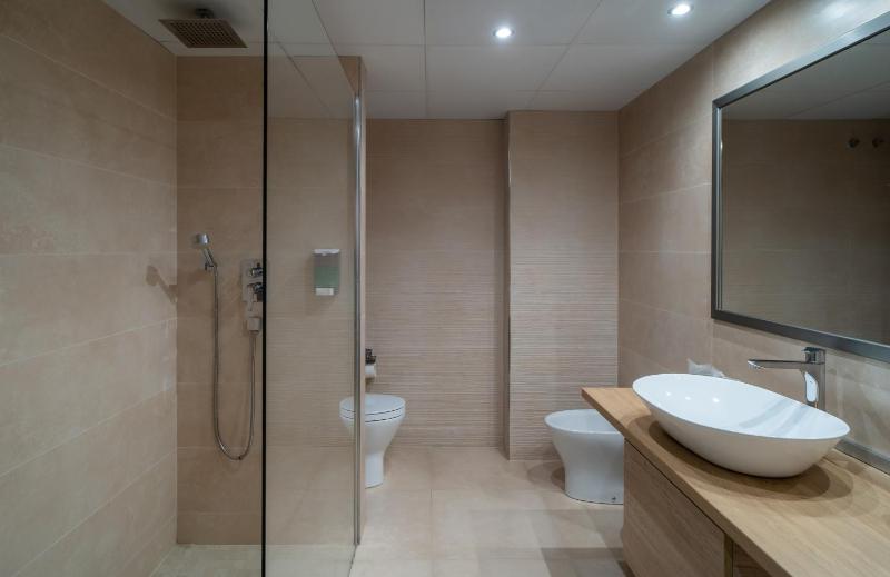 Premium Junior Suite image 2