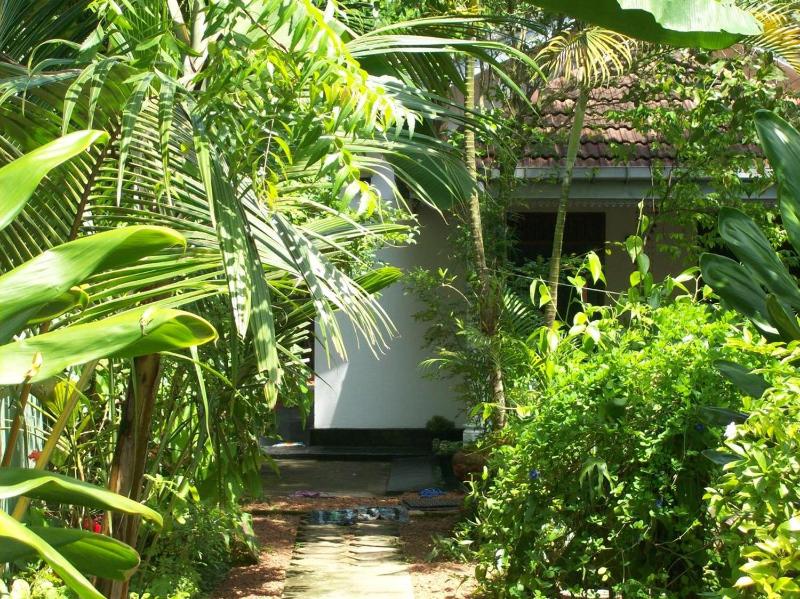 Suveniya Villa - image 9