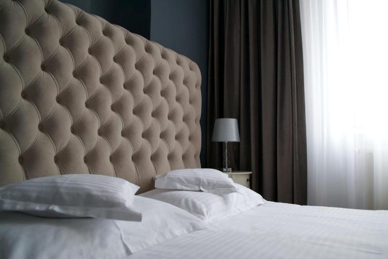 Classic Double Room image 1