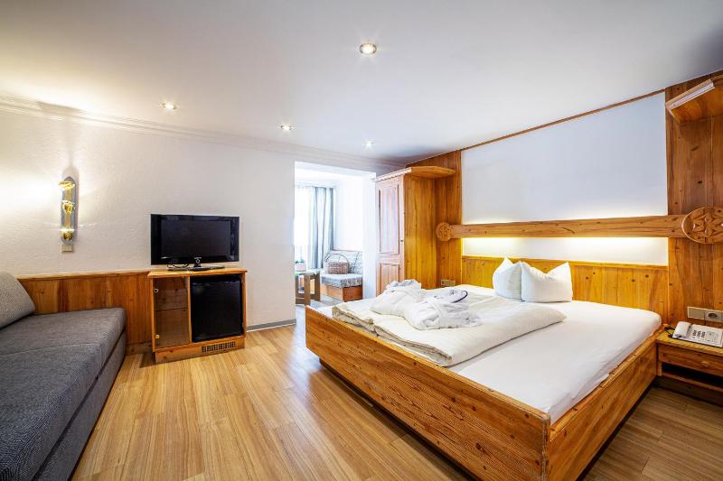 Double Room image 2