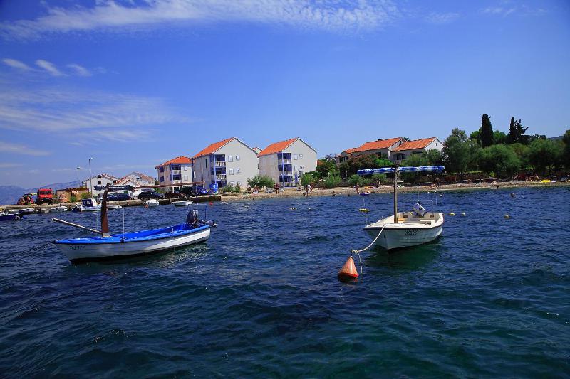 Two-Bedroom Apartment with Balcony and Sea View image 1