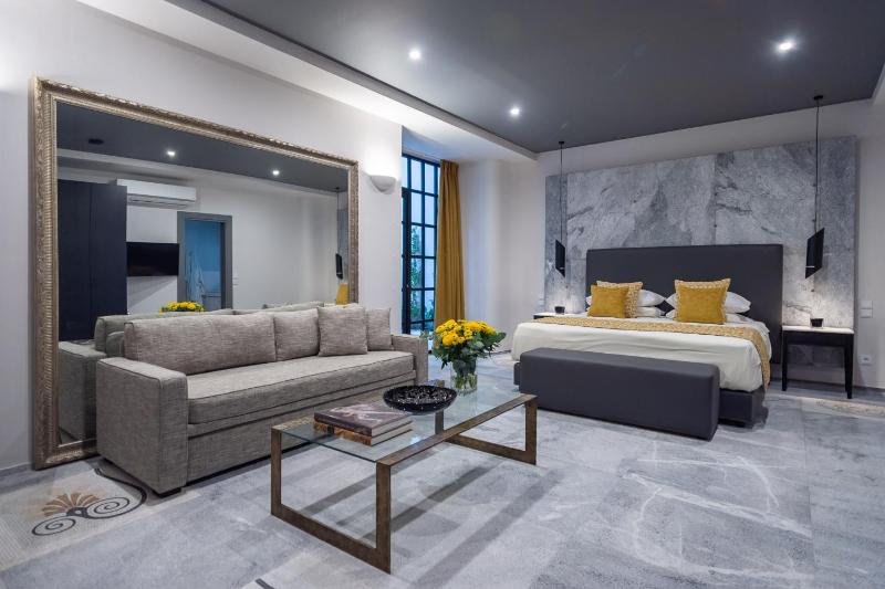 Deluxe Junior Suite image 1