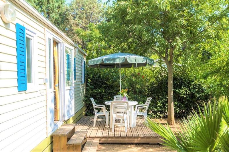 Mobile Home (4 Adults) image 1