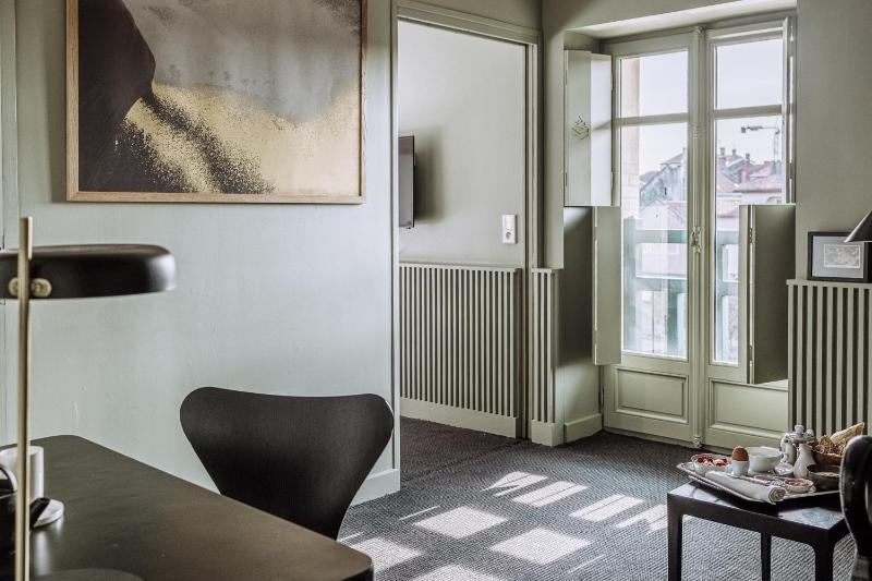 King Suite image 4