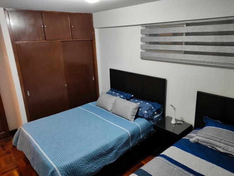 Apartamento Céntrico Privado Iluminado Soleado Cerca EMBAJADAS Av Arce - image 9