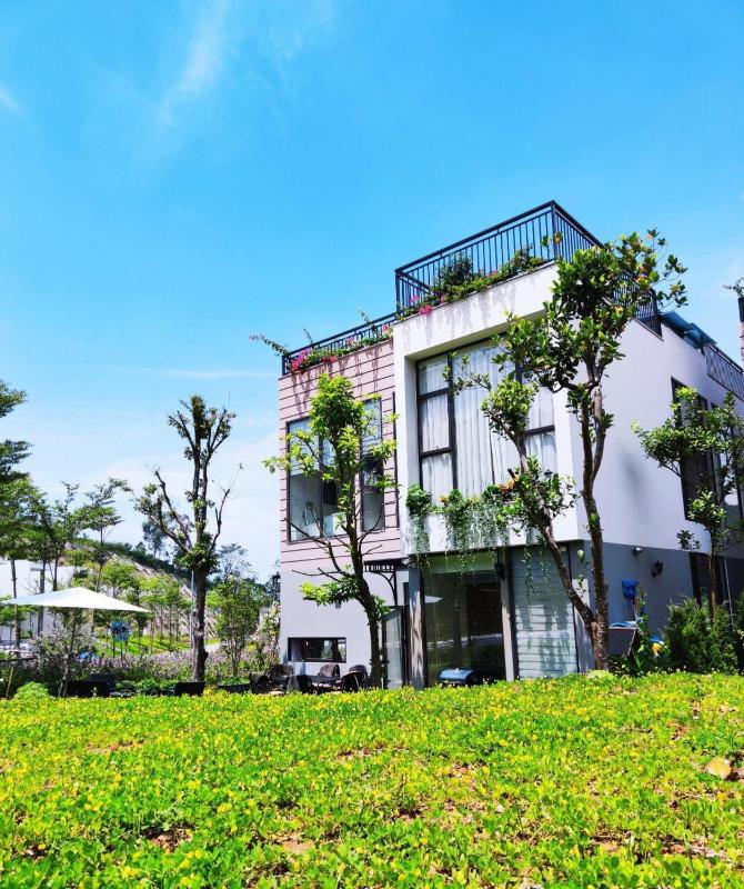 Venus Flamigo Resort- Amazing Đại Lải - image 16