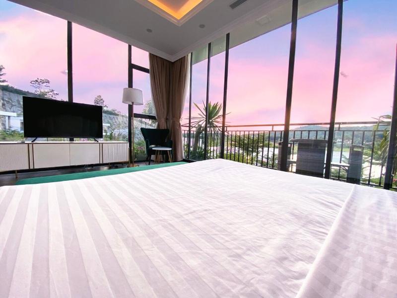 Venus Flamigo Resort- Amazing Đại Lải - image 37