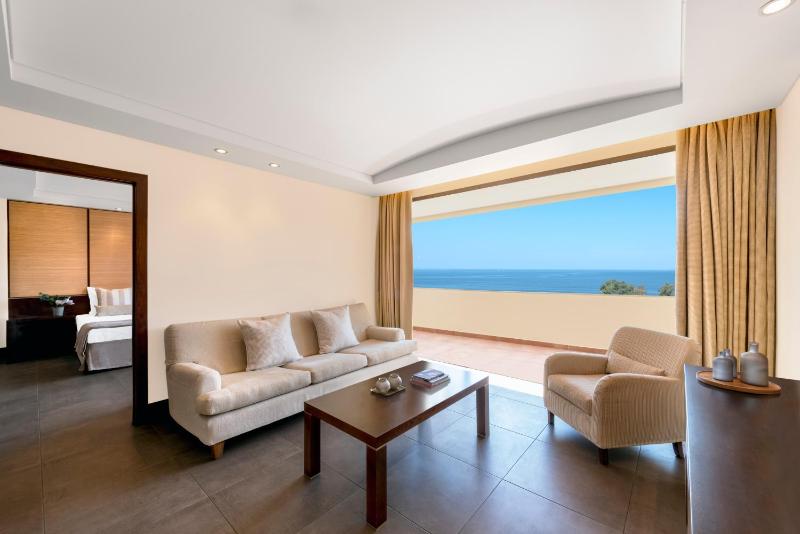 Suite Sea or Marina View image 1