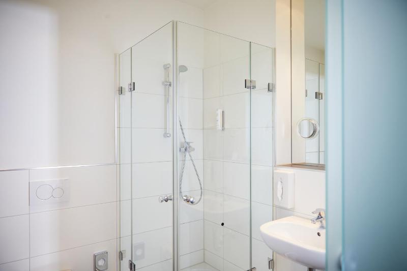 Standard Single Room image 1