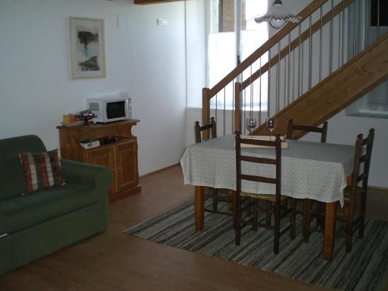 One-Bedroom Apartment (4 Adults) image 3