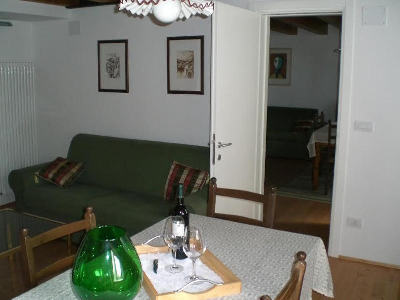 One-Bedroom Apartment (4 Adults) image 2
