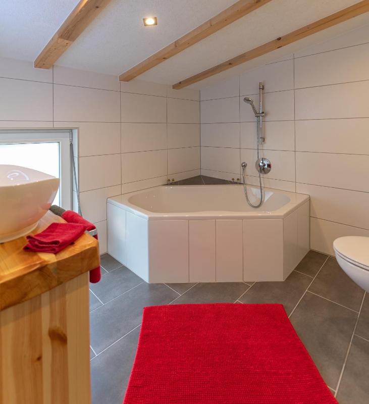 Two-Bedroom Apartment Maisonette with Balcony image 4