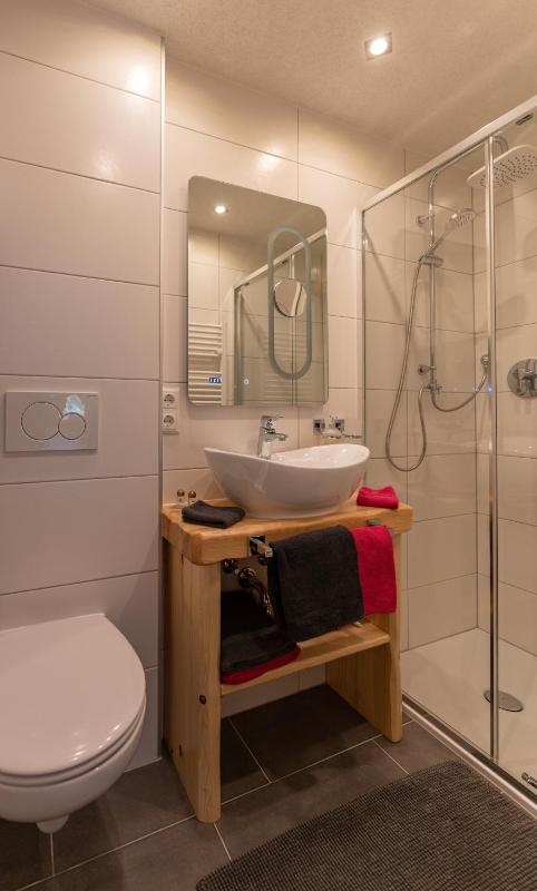 Two-Bedroom Apartment Maisonette with Balcony image 3
