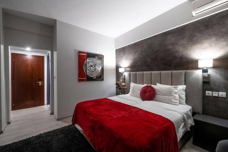 Double Room image 4