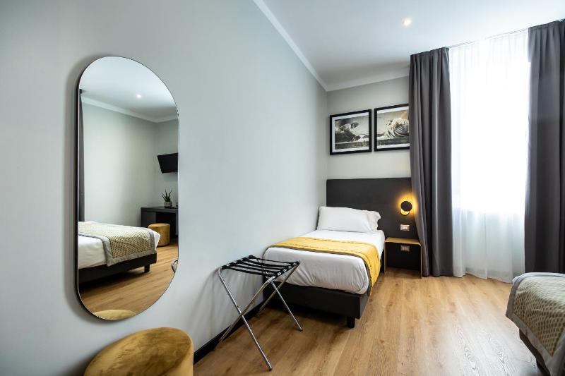 Premium Quadruple Room image 2