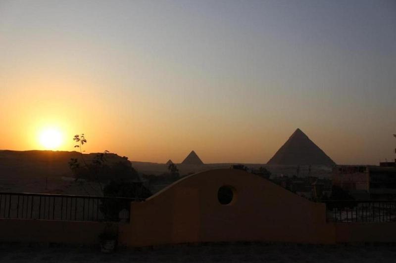Timo Pyramids View - image 3