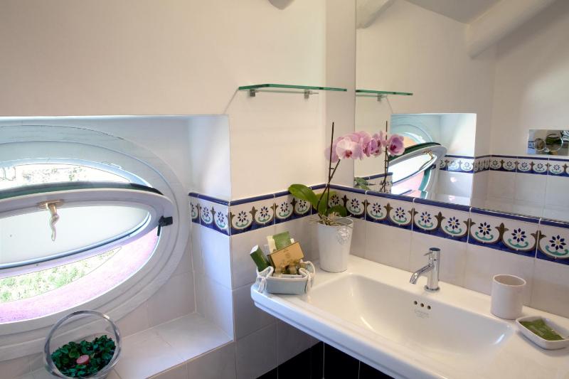 Junior Suite with Sea View image 2