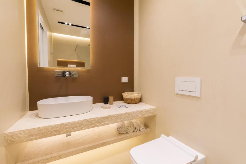 Superior Double Room image 2
