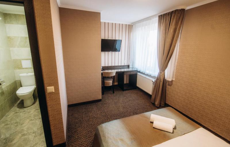 Budget Single Room image 3