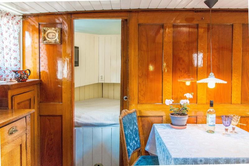 Double Room with Private Bathroom image 3
