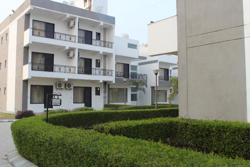 Country Inn Vrindavan - image 14